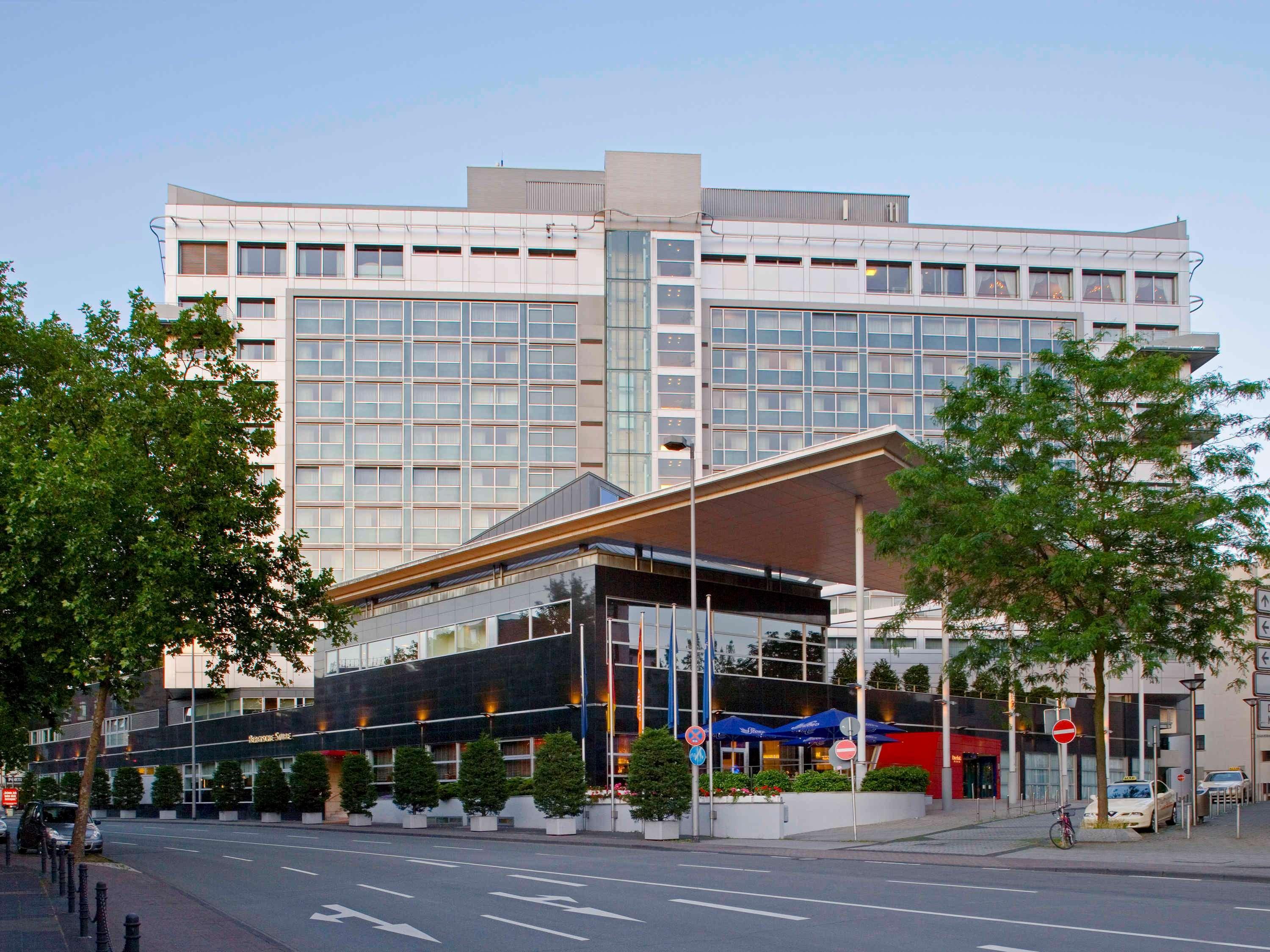 Pullman Cologne Hotel Exterior foto